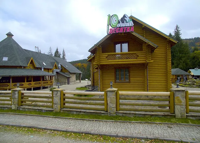 Hotel Desatka *